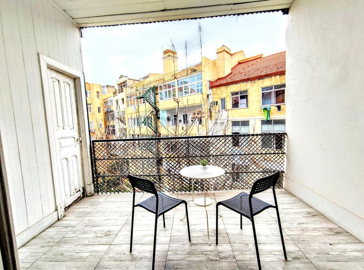 Fernando Pessoa Lisbon Rooms Экстерьер фото