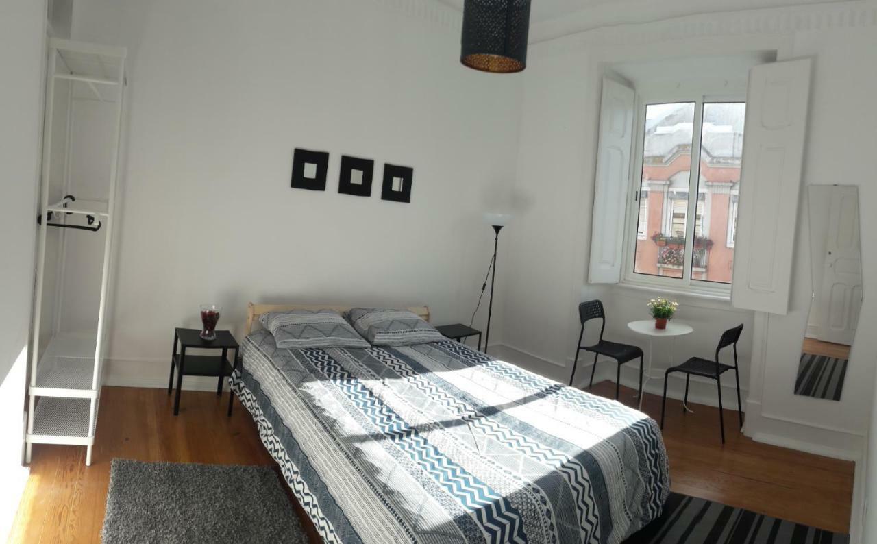 Fernando Pessoa Lisbon Rooms Экстерьер фото